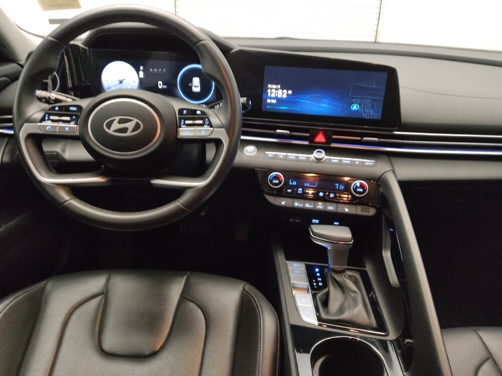 2025 Hyundai Elantra in Arlington, TX 76011 - 18124128 22