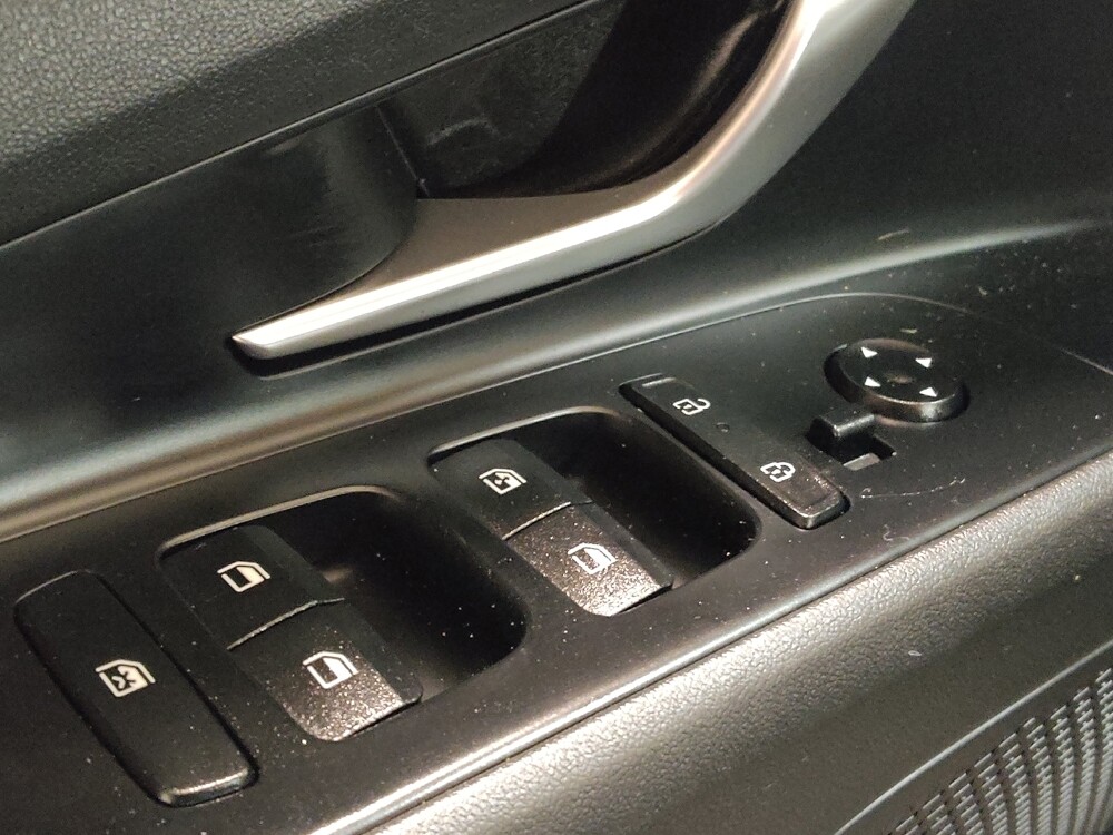 2025 Hyundai Elantra in Arlington, TX 76011 - 18124128 27