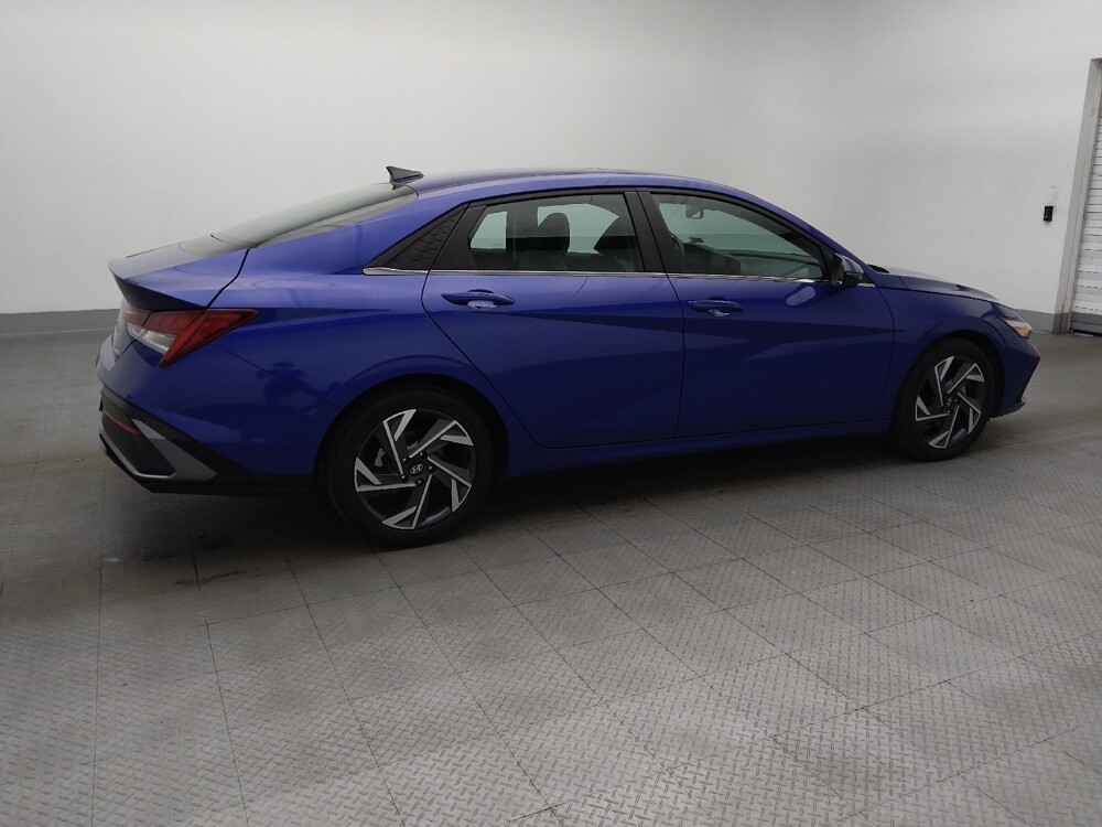 2024 Hyundai Elantra in Gainesville, FL 32609 - 18124129 10