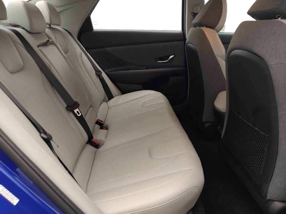 2024 Hyundai Elantra in Gainesville, FL 32609 - 18124129 19