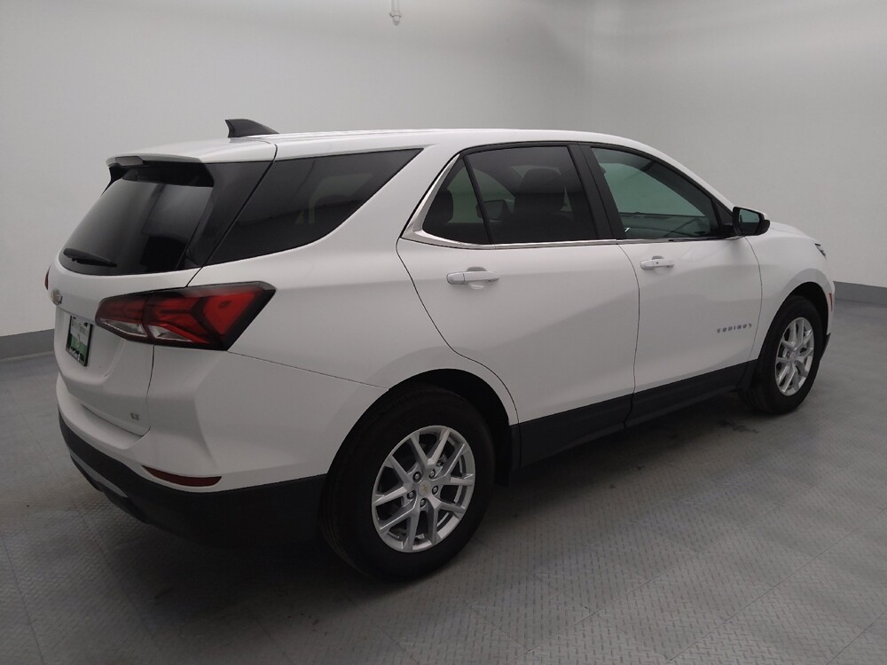 2024 Chevrolet Equinox in Wichita, KS 67207 - 18124131 10