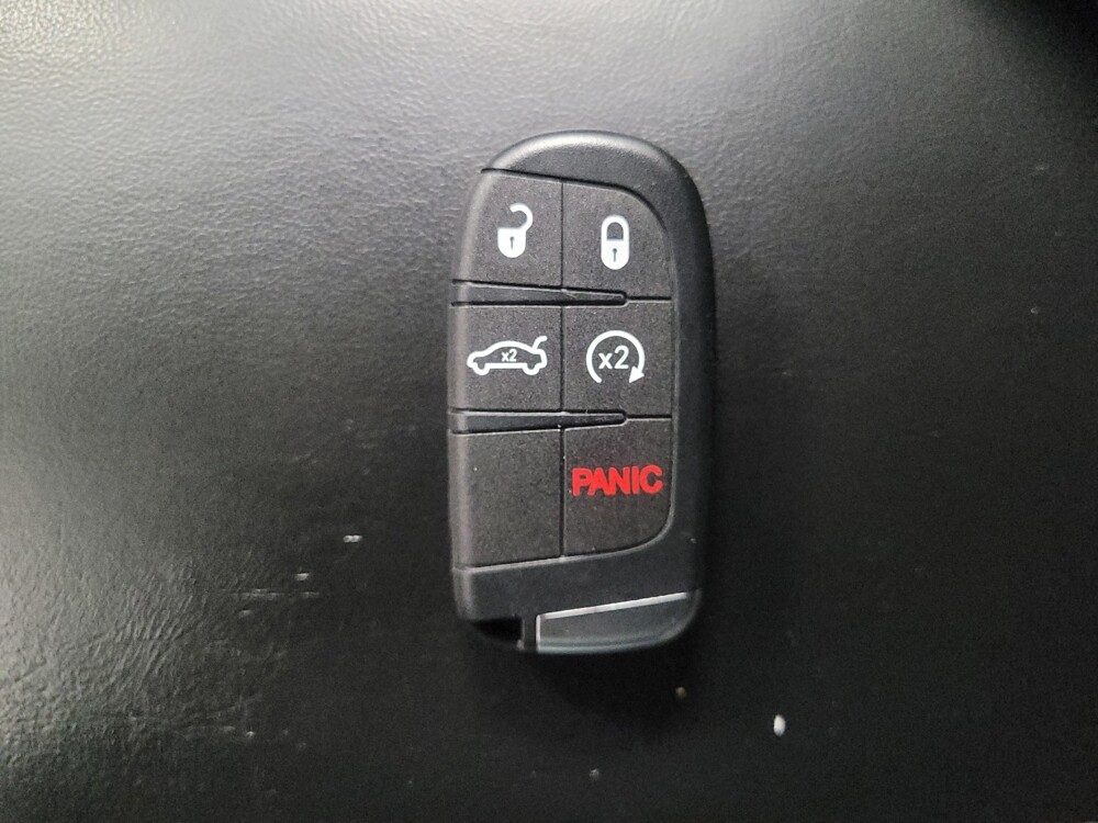 2020 Jeep Grand Cherokee in Union City, GA 30291 - 18124137 32