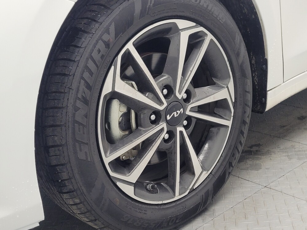 2024 Kia Forte in Memphis, TN 38128 - 18124138 31