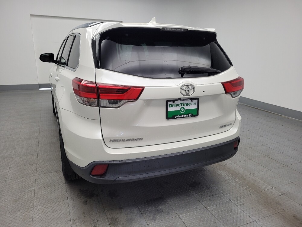 2019 Toyota Highlander in Memphis, TN 38128 - 18124141 6