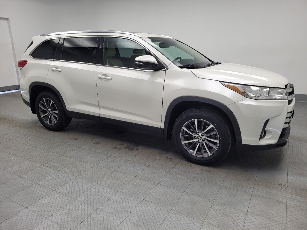 2019 Toyota Highlander in Memphis, TN 38128 - 18124141 11