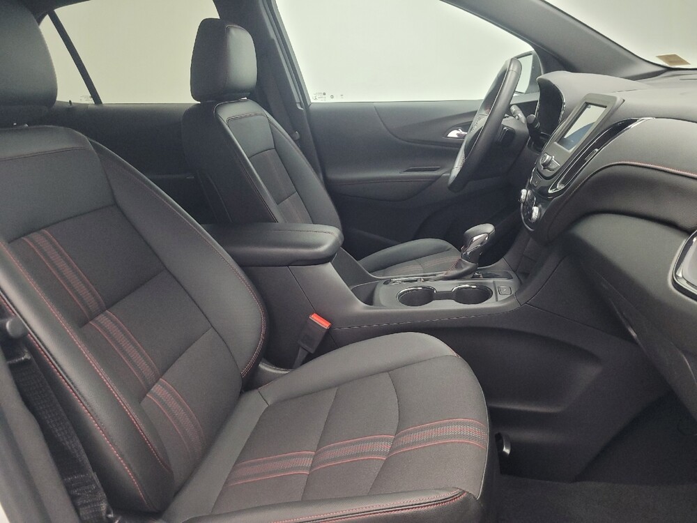 2022 Chevrolet Equinox in Indianapolis, IN 46222 - 18124142 21