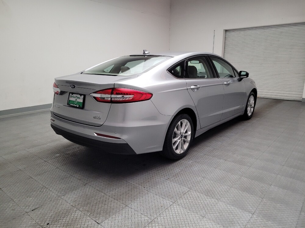 2020 Ford Fusion in Fresno, CA 93726 - 18124143 9