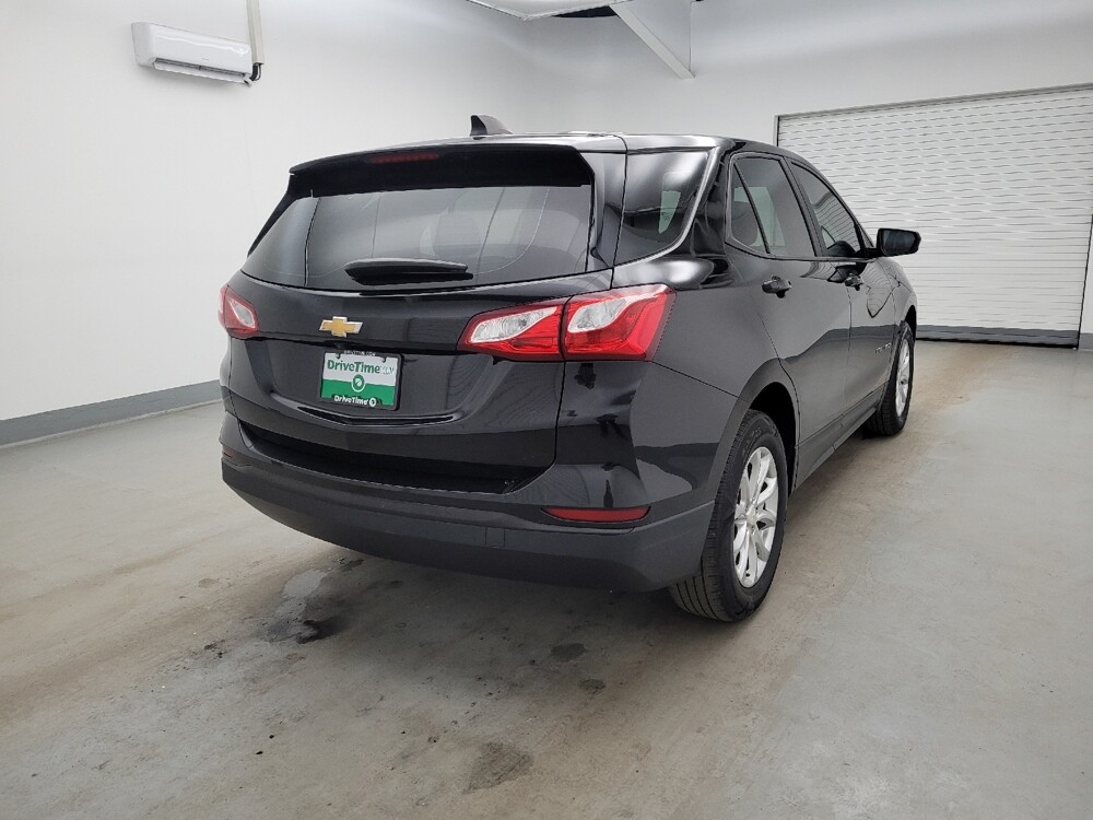 2020 Chevrolet Equinox in Cincinnati, OH 45255 - 18124145 9