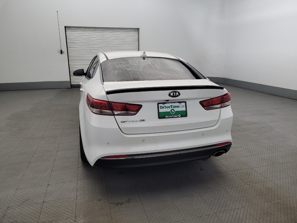 2018 Kia Optima in Pittsburgh, PA 15237 - 18124147 6