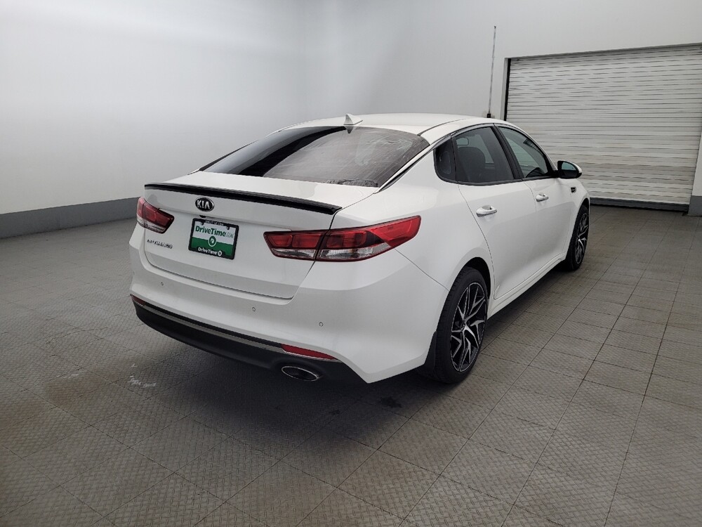2018 Kia Optima in Pittsburgh, PA 15237 - 18124147 9