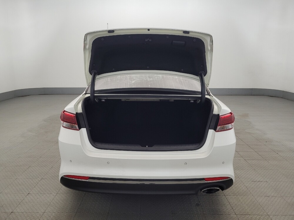 2018 Kia Optima in Pittsburgh, PA 15237 - 18124147 29