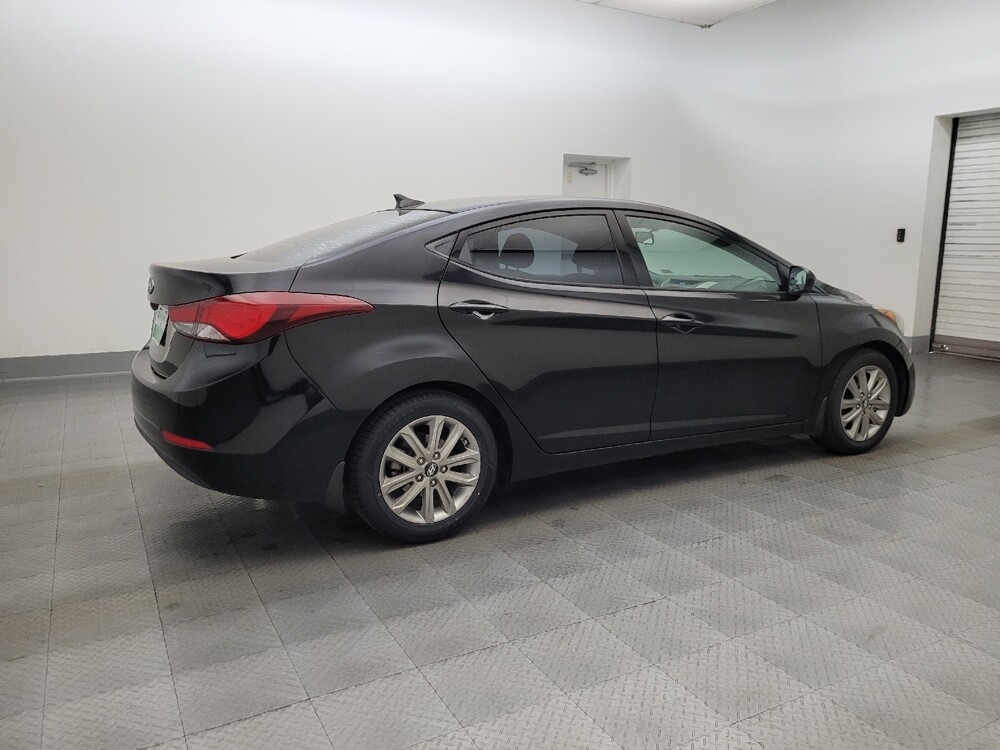 2016 Hyundai Elantra in Tucson, AZ 85705 - 18124148 10