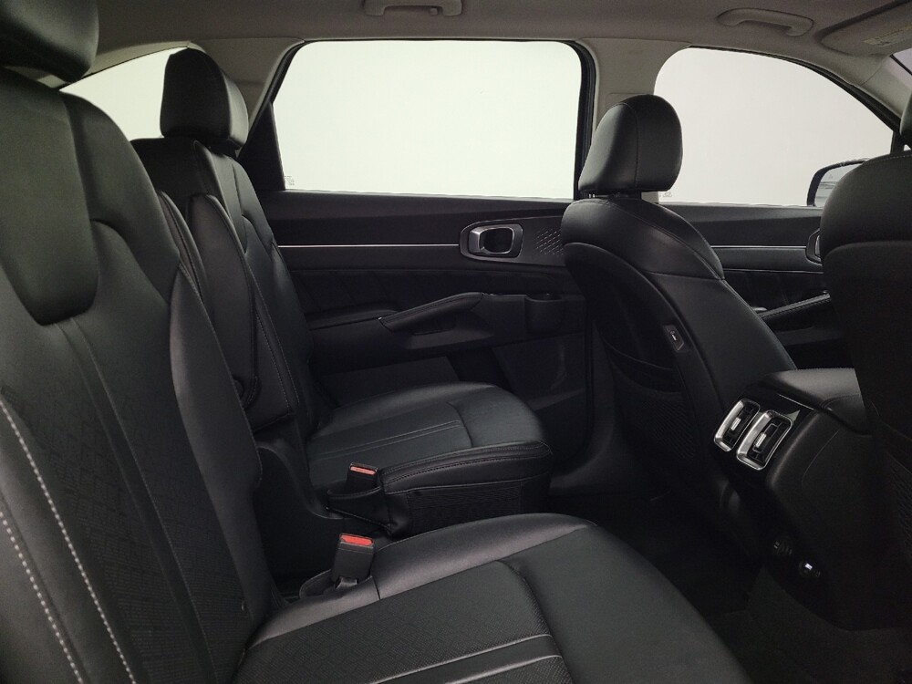 2022 Kia Sorento in Cincinnati, OH 45255 - 18124155 19