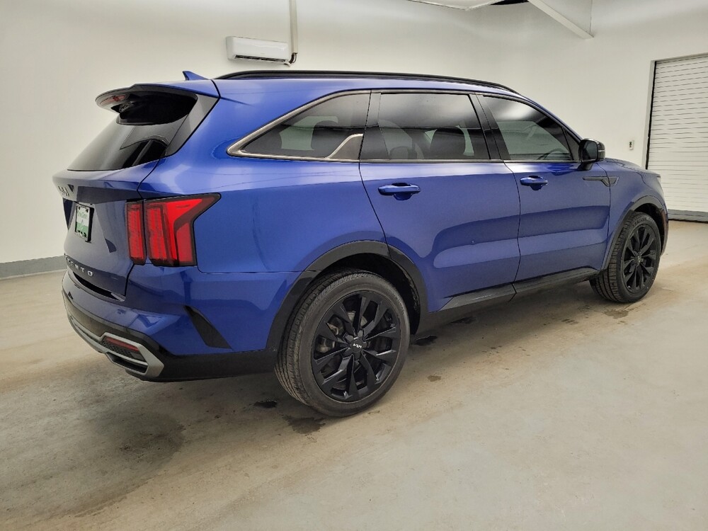 2022 Kia Sorento in Cincinnati, OH 45255 - 18124155 10