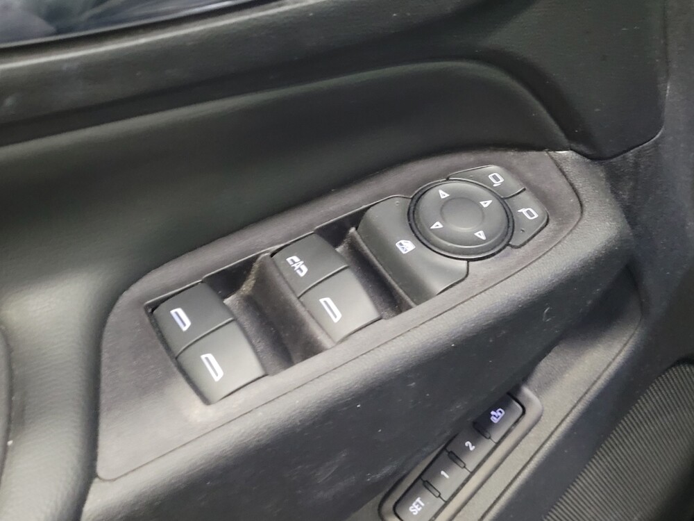 2019 Chevrolet Equinox in Williamstown, NJ 8094 - 18124162 27