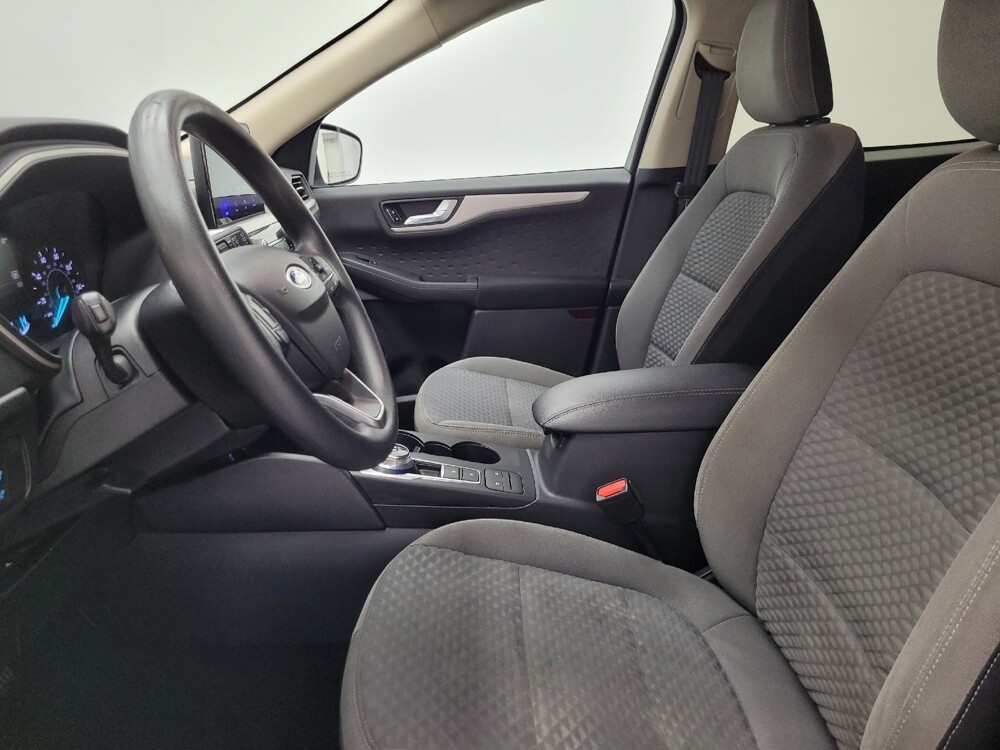 2020 Ford Escape in Las Vegas, NV 89102 - 18124165 17