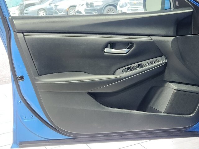 2023 Nissan Sentra in Cinnaminson, NJ 08077 - 18124169 10