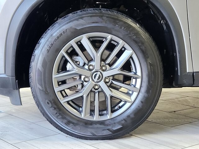 2023 Nissan Rogue in Cinnaminson, NJ 08077 - 18124170 9