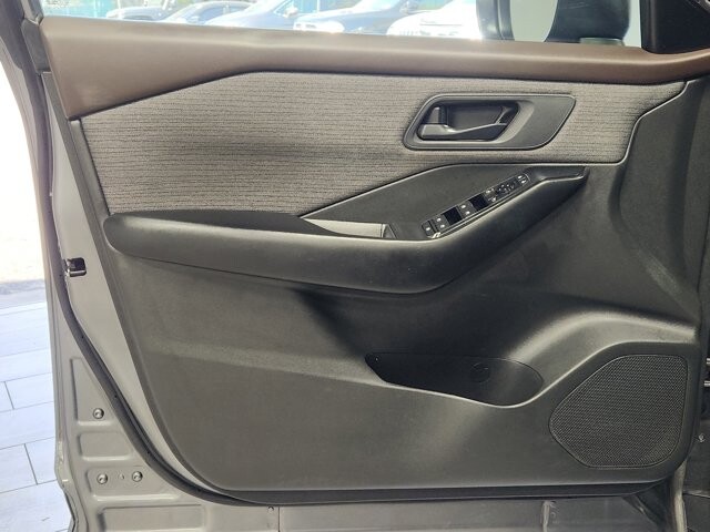 2023 Nissan Rogue in Cinnaminson, NJ 08077 - 18124170 10