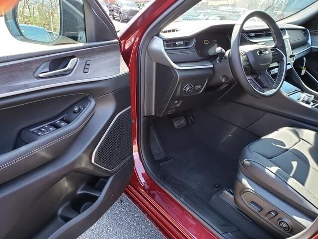 2026 Jeep Grand Cherokee L in Bedford, OH 44146 - 18124176 6