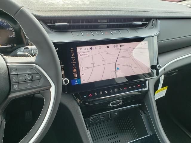 2026 Jeep Grand Cherokee in Bedford, OH 44146 - 18124178 11