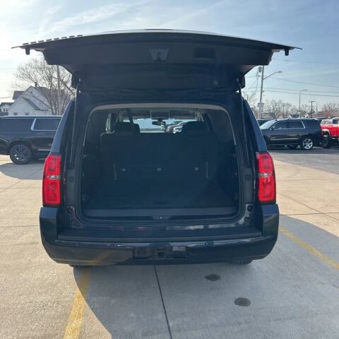 2019 Chevrolet Suburban in Wadena, MN 56482 - 18124222 8