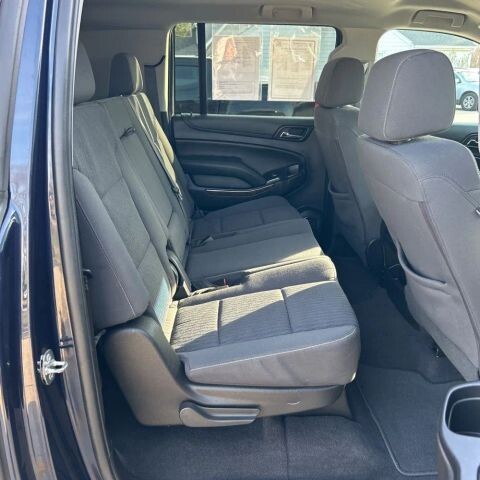 2019 Chevrolet Suburban in Wadena, MN 56482 - 18124222 12