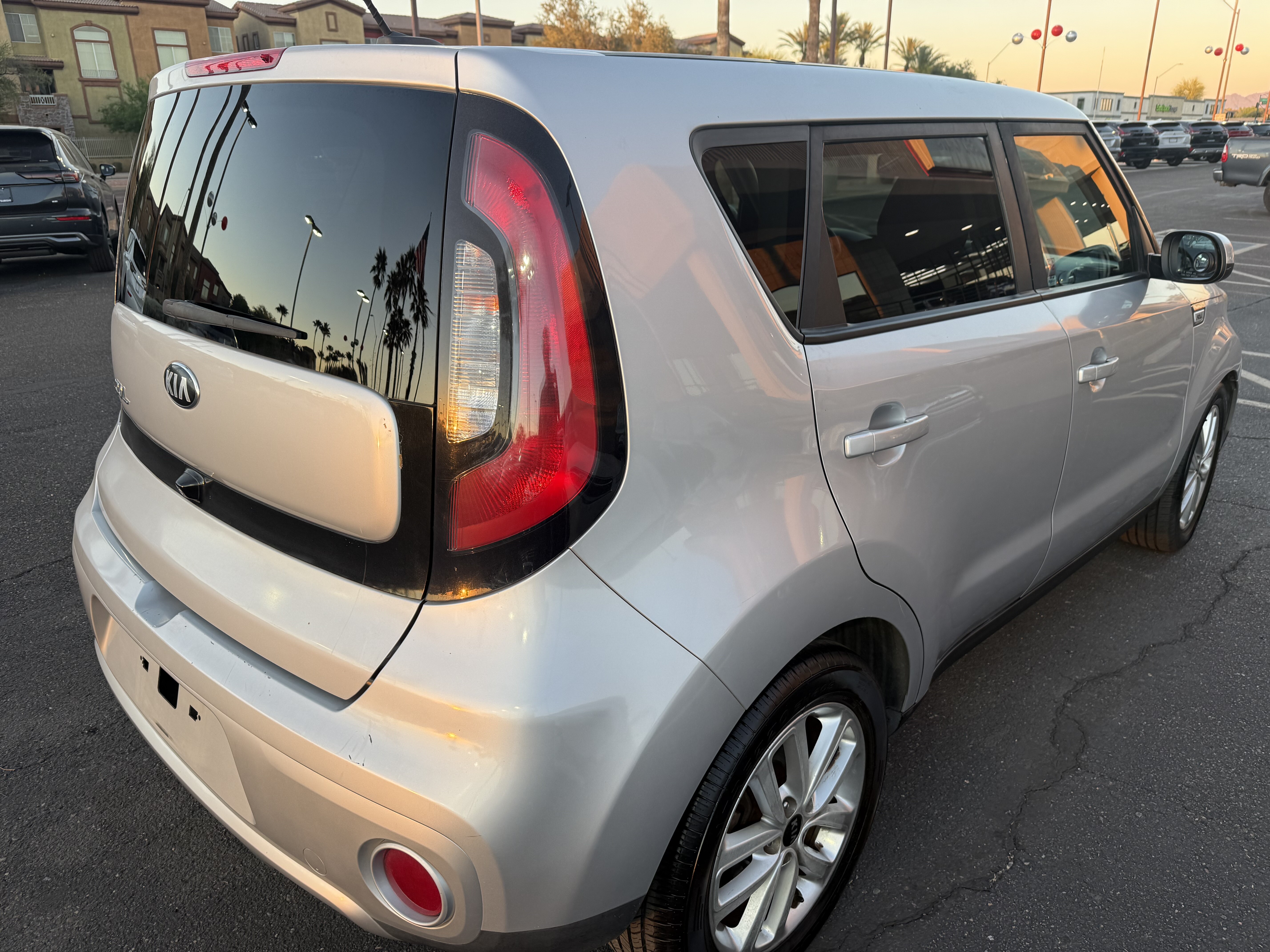 2018 Kia Soul in Phoenix, AZ 85022 - 18124226 4