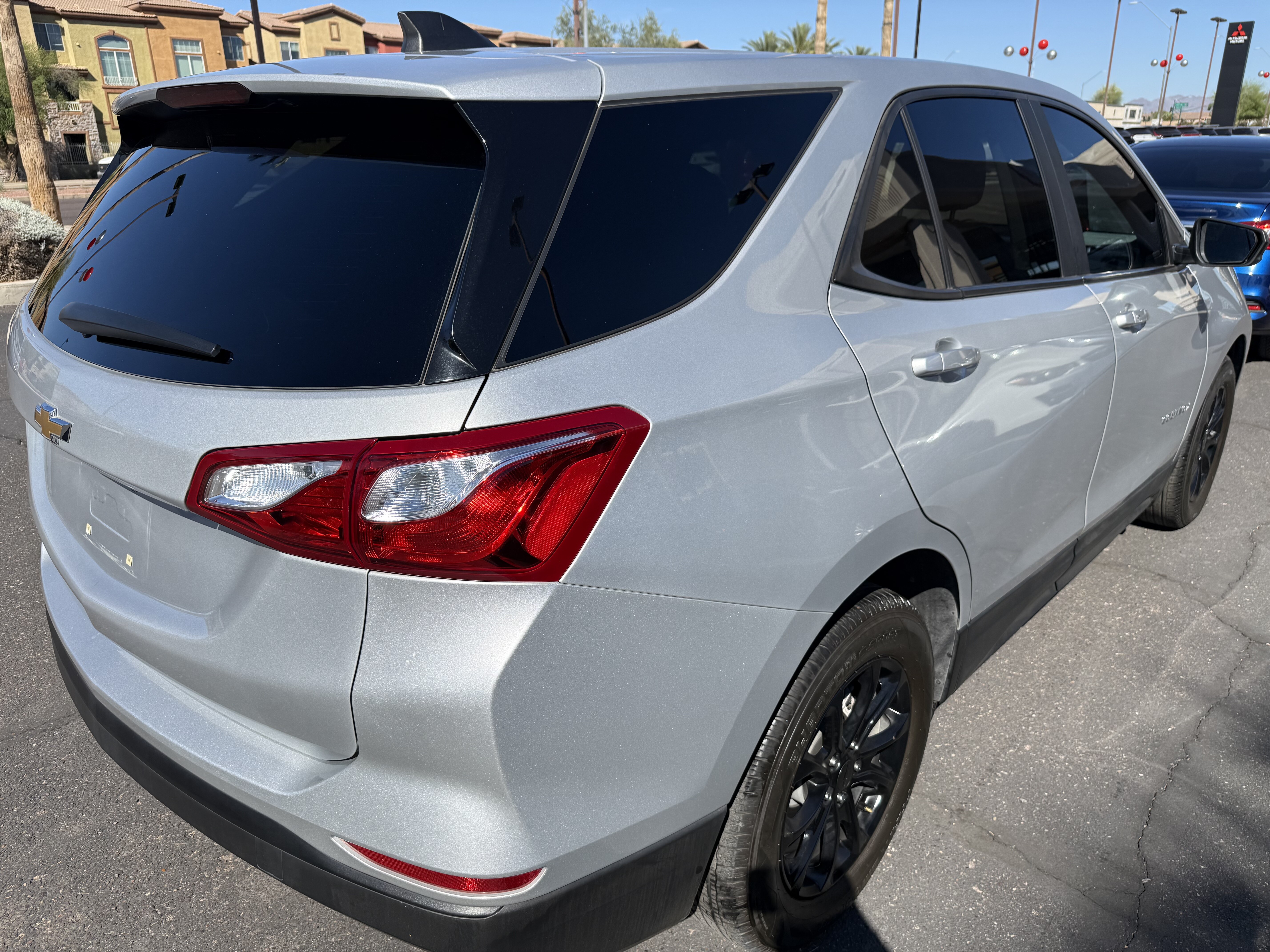 2021 Chevrolet Equinox in Phoenix, AZ 85022 - 18124228 4