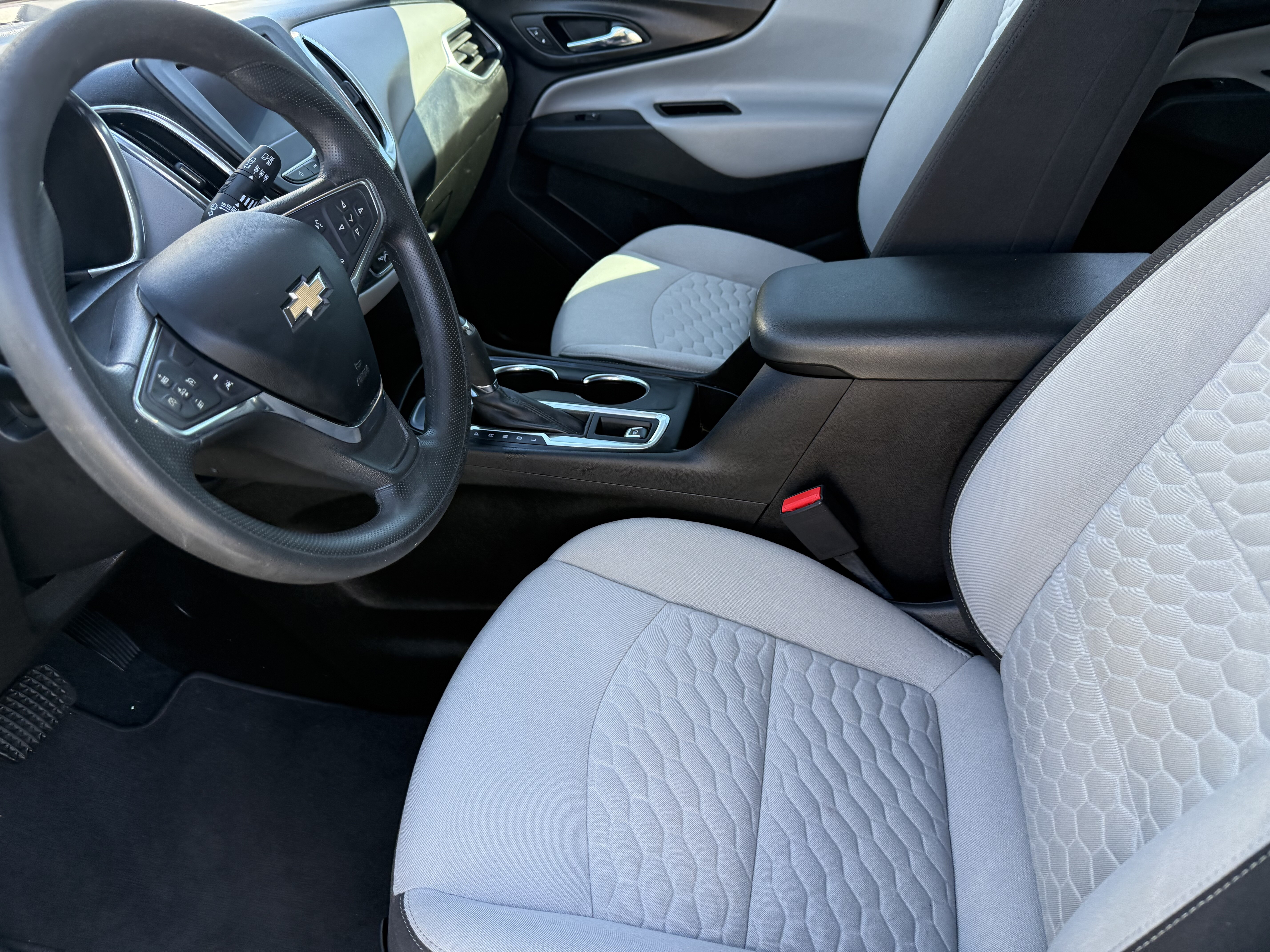 2021 Chevrolet Equinox in Phoenix, AZ 85022 - 18124228 9