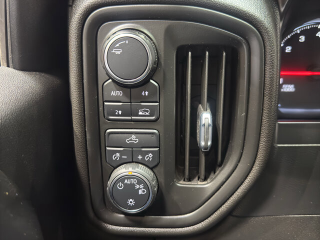 2021 Chevrolet Silverado 1500 in Burlington, WI 53105 - 18124230 25