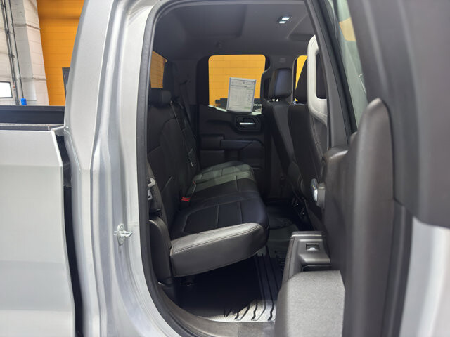 2021 Chevrolet Silverado 1500 in Burlington, WI 53105 - 18124230 16