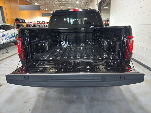2024 Ford F150 in Burlington, WI 53105 - 18124232 22