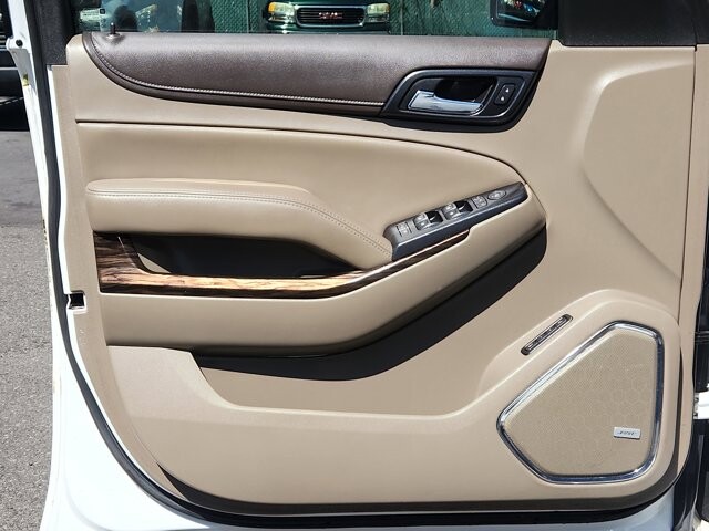 2017 GMC Yukon XL in Cinnaminson, NJ 08077 - 18124239 10