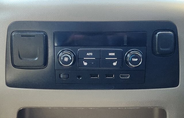 2017 GMC Yukon XL in Cinnaminson, NJ 08077 - 18124239 18