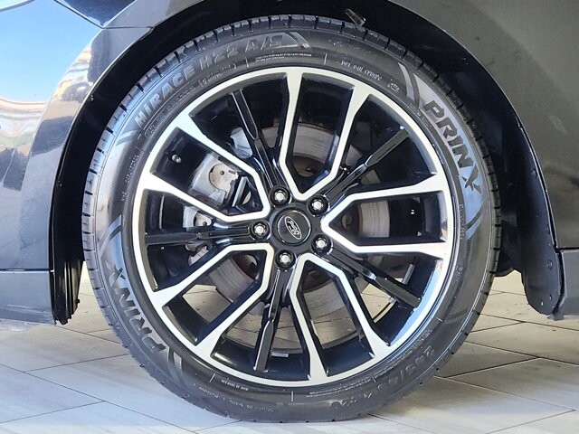 2017 Ford Taurus in Cinnaminson, NJ 08077 - 18124240 9