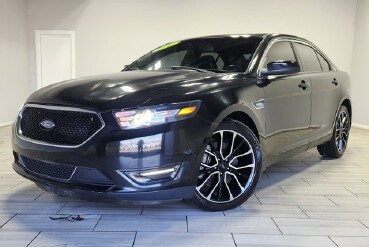 2017 Ford Taurus in Cinnaminson, NJ 08077