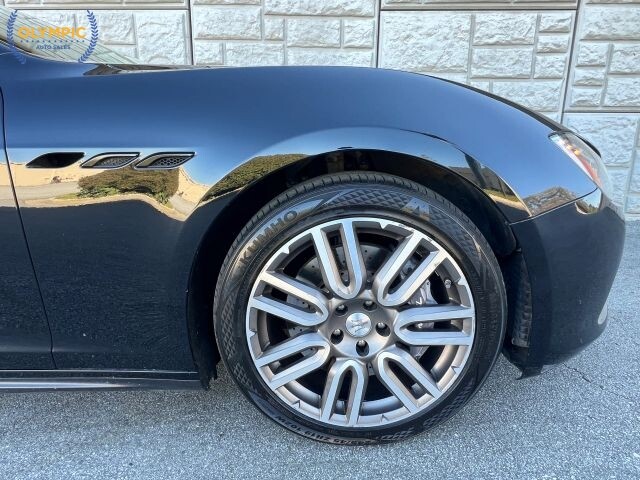 2015 Maserati Ghibli in Decatur, GA 30032 - 18124243 11