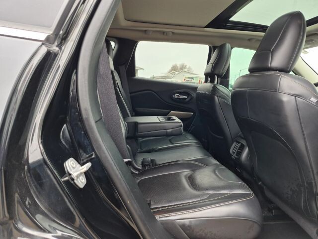 2018 Jeep Cherokee in Wadena, MN 56482 - 18124244 11