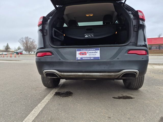 2018 Jeep Cherokee in Wadena, MN 56482 - 18124244 12