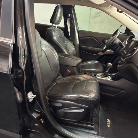 2018 Jeep Cherokee in Wadena, MN 56482 - 18124244 13