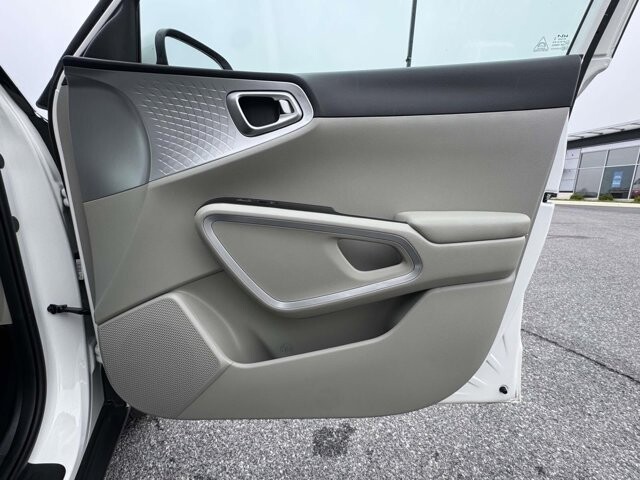 2025 Kia Soul in Winchester, VA 22602 - 18124245 32