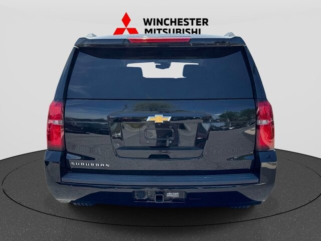 2017 Chevrolet Suburban in Winchester, VA 22602 - 18124249 3