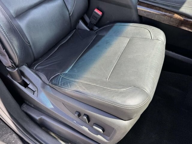 2017 Chevrolet Suburban in Winchester, VA 22602 - 18124249 9