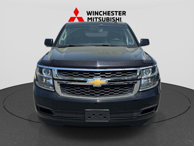2017 Chevrolet Suburban in Winchester, VA 22602 - 18124249 5