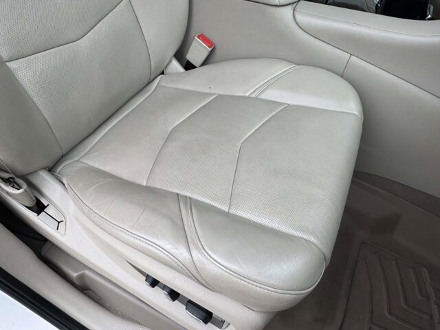 2017 Cadillac Escalade in Winchester, VA 22602 - 18124254 10