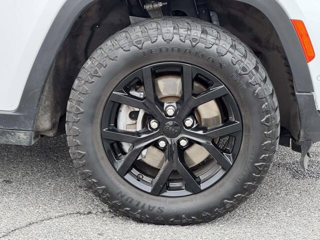 2024 Jeep Grand Cherokee L in Winchester, VA 22602 - 18124256 32