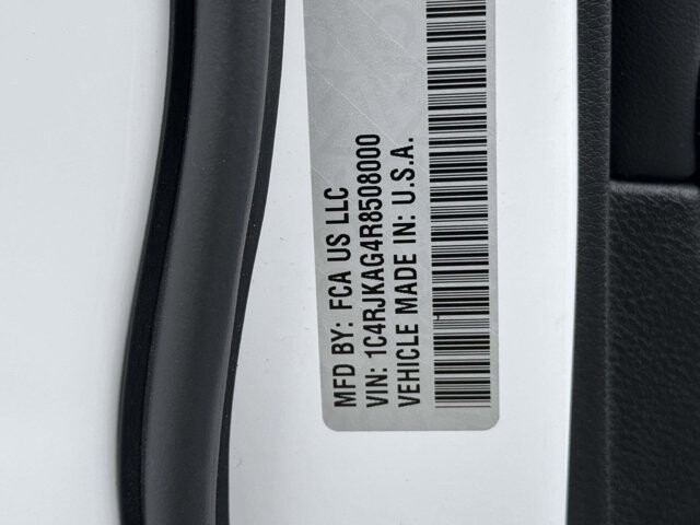 2024 Jeep Grand Cherokee L in Winchester, VA 22602 - 18124256 30