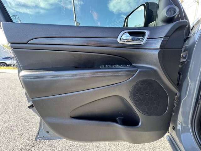 2020 Jeep Grand Cherokee in Winchester, VA 22602 - 18124260 14