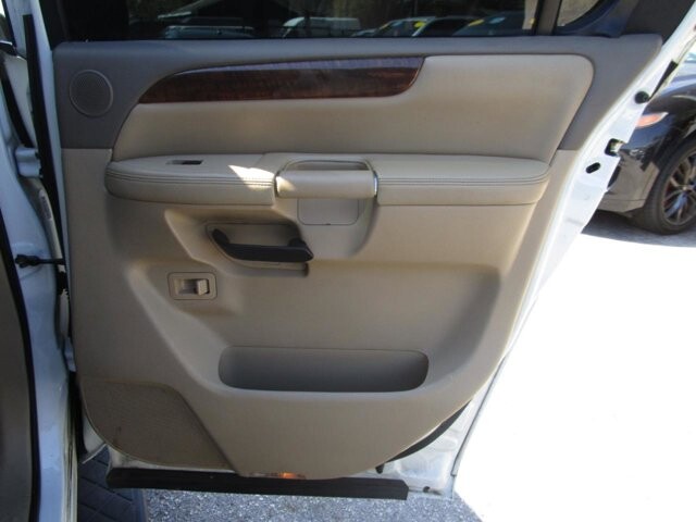 2013 Nissan Armada in Tampa, FL 33604-6914 - 18124263 23